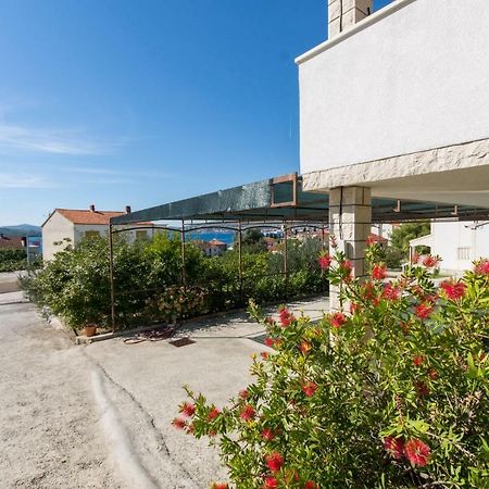Apartmani Zana Okrug Gornji Exteriör bild