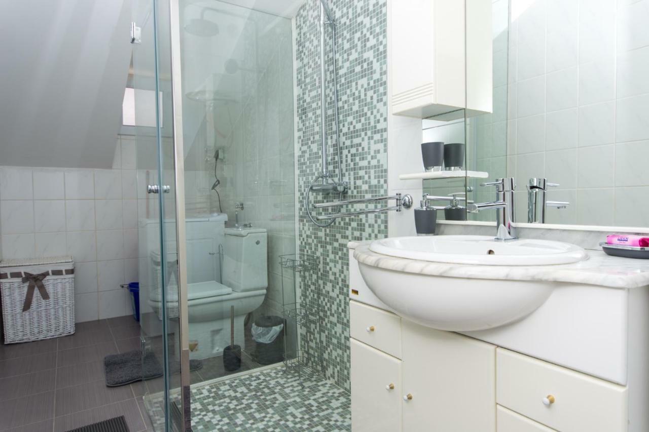 Apartmani Zana Okrug Gornji Exteriör bild