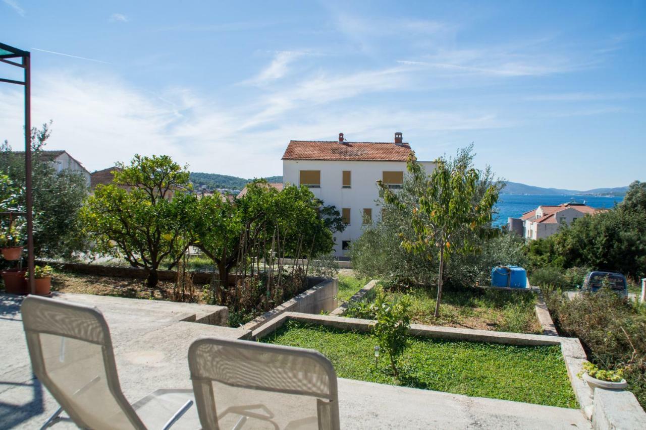 Apartmani Zana Okrug Gornji Exteriör bild