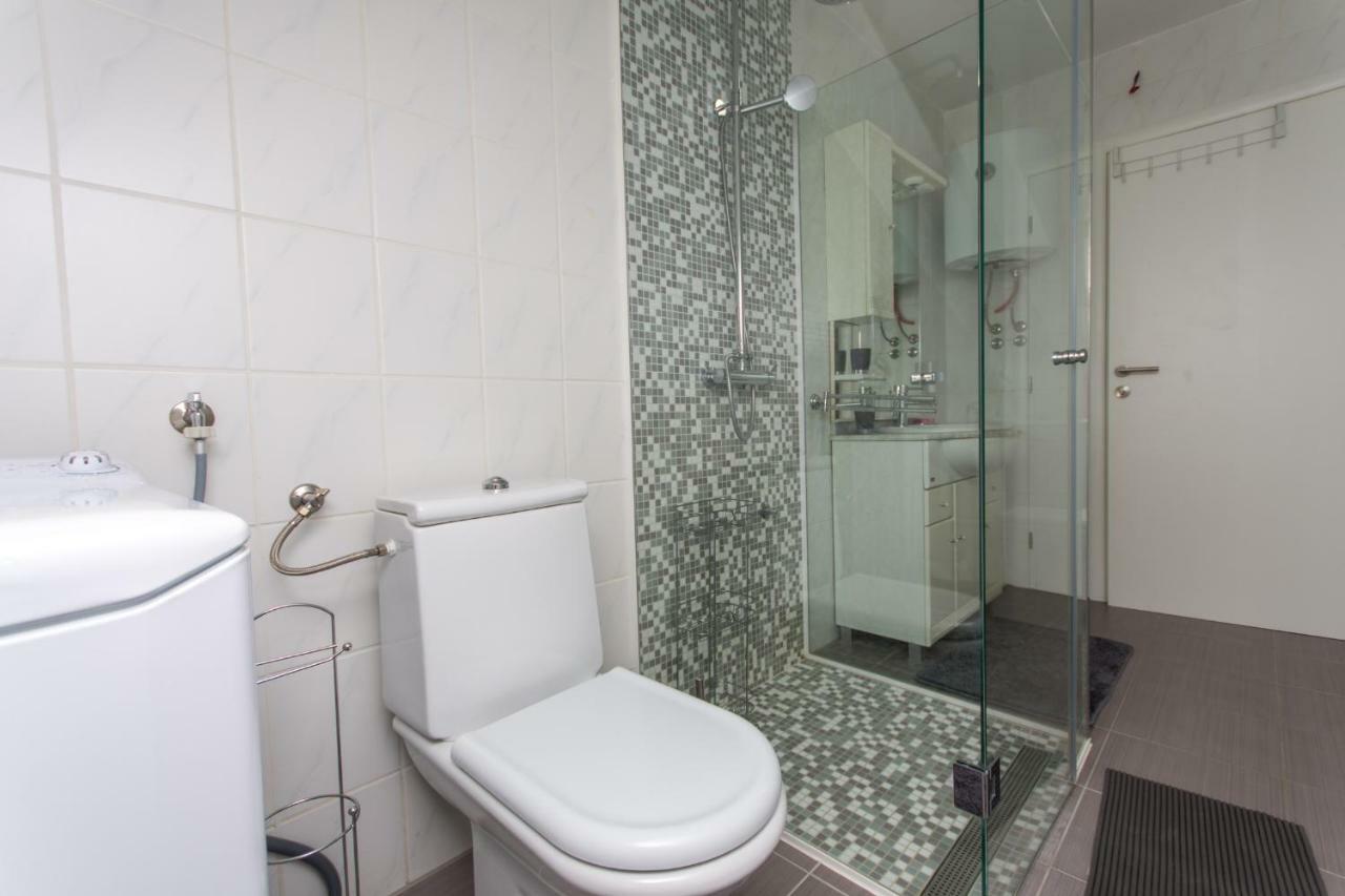 Apartmani Zana Okrug Gornji Exteriör bild