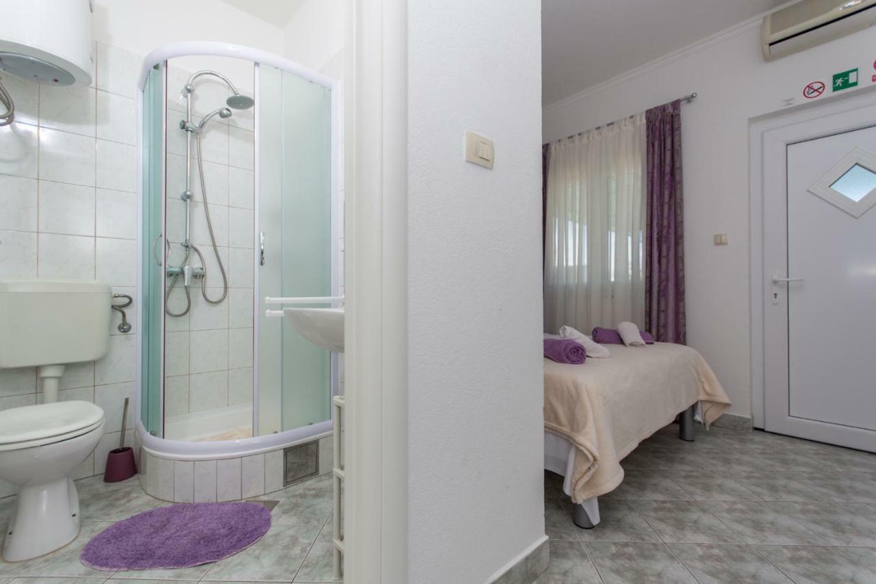 Apartmani Zana Okrug Gornji Exteriör bild