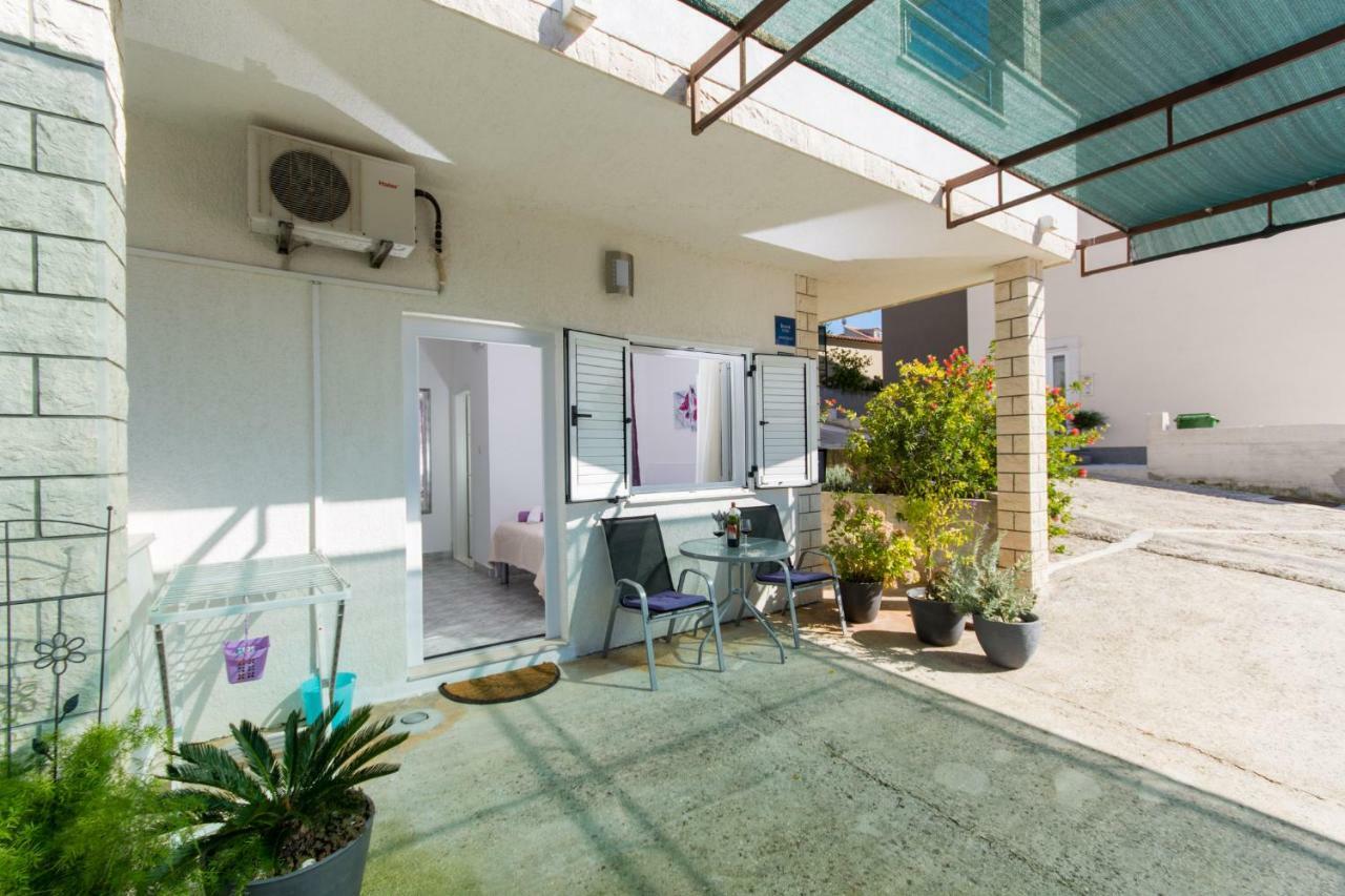 Apartmani Zana Okrug Gornji Exteriör bild